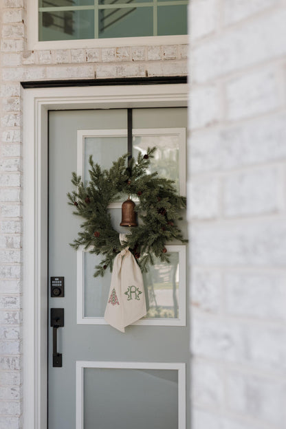 The Holiday Wreath Sash - Traditional Tree