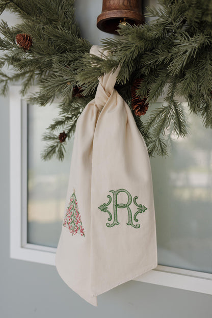 The Holiday Wreath Sash - Traditional Tree