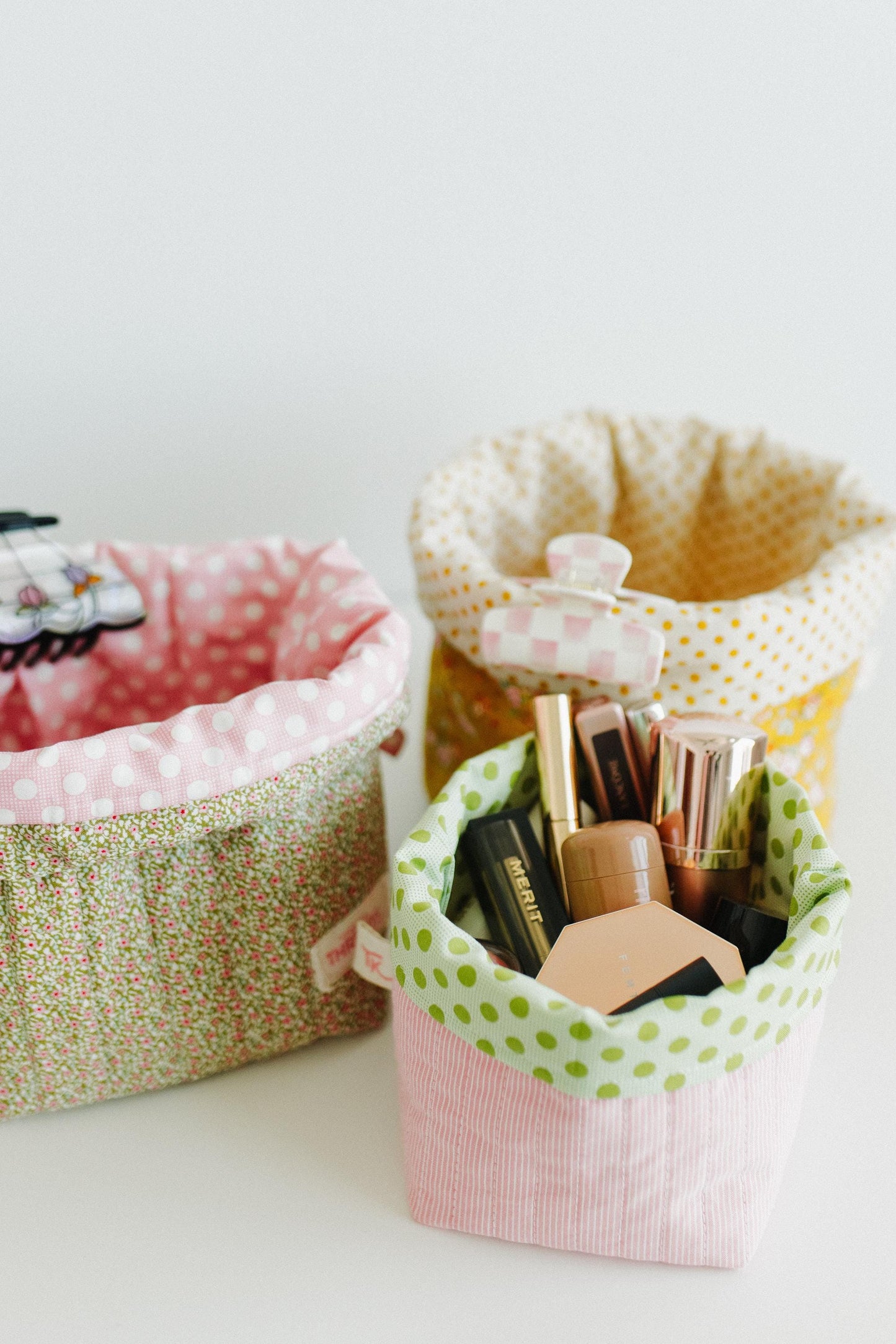 The Heirloom Collection - Petite Vanity Bucket